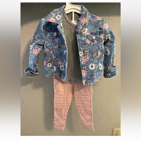 Denim Jean Jacket 3pc Size 2T Floral Legging Set Outfit Tucker Tate. - Picture 8 of 8